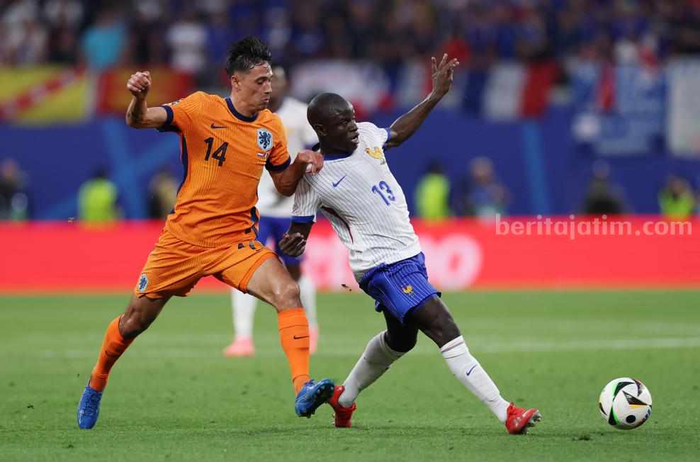 Tijjani Reijnders merupakan pemain keturunan Indonesia yang kini menjadi pilar Belanda di Euro 2024. Foto: UEFA