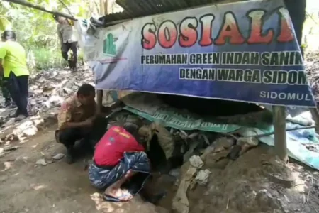 Nyoto, Lansia 80 Tahun di Madiun Tinggal di Lubang Selama 7 Tahun