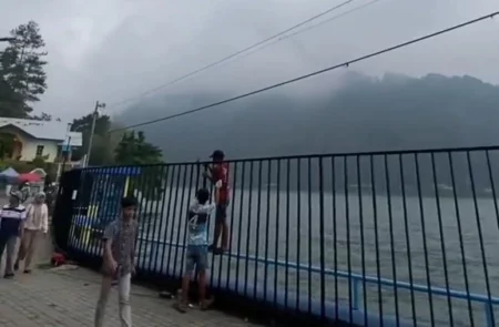 Spot dekat Pintu Air Selatan Telaga Sarangan Dipagar Supaya…