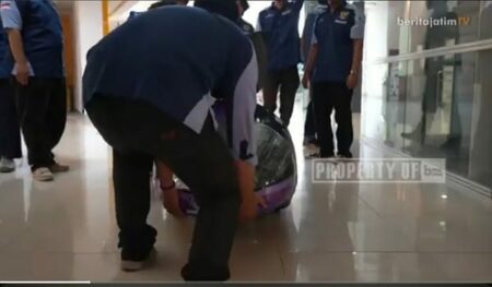 Mahasiswa ITS Surabaya Ciptakan Mobil Balap Hemat Energi