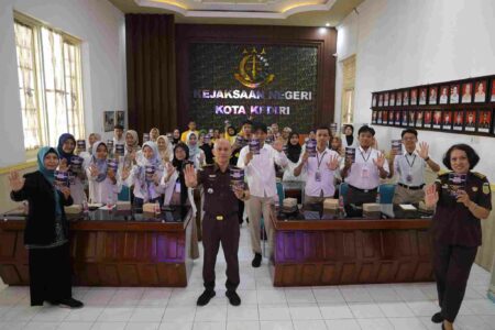 DP3AP2KB Bersama Forum Anak Kunjungi Kejaksaan Negeri Kota Kediri