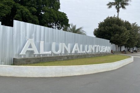 Alun - Alun Tuban yang sedang direnovasi. [Foto: Diah Ayu/beritajatim.com]