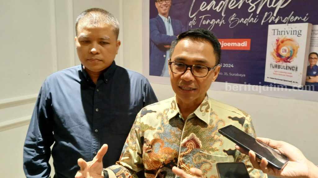Luncurkan Buku, Dirut Pos Bercerita Kisahnya Memimpin di Saat Pandemi