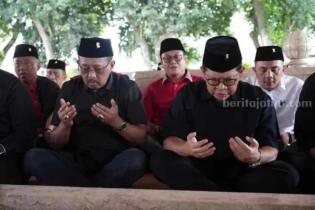 Dampingi Pramono Anung Ziarah Bung Karno di Blitar, Cak Ji Titip Pesan Ini