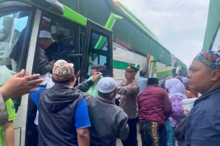 Kedatangan jemaah haji Kota Malang.