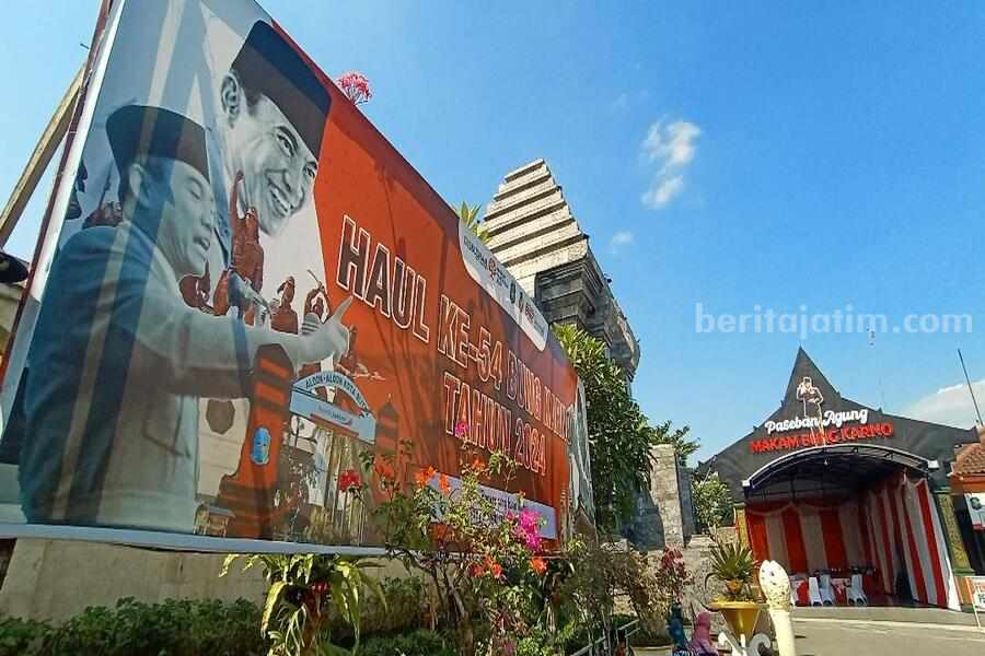 Suasana Makam Bung Karno Jelang Kedatangan Megawati dan Sukmawati, Kamis (20/06/2024). (Foto : Winanto/beritajatim.com)
