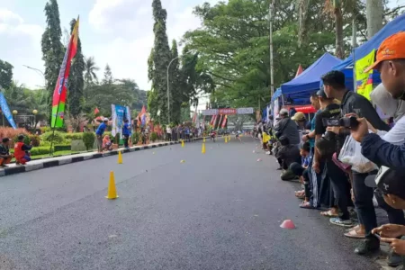Kejurnas Ngalam Roller Sport Diramaikan Ratusan Atlet Sepatu Roda Kejuaraan nasional sepatu roda Piala Wali Kota Malang Ngalam Roller Sport (luc)