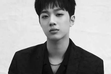 Lai Kuanlin Mantan Member Wanna One (Instagram @wannaone.official)