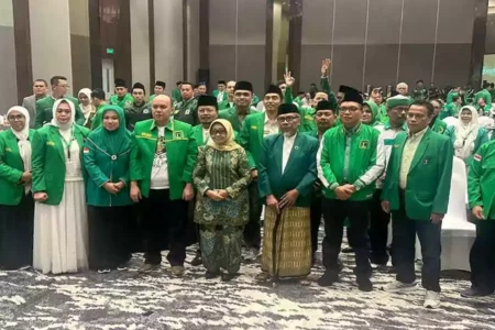 PPP Akan Usung Calon di 10 Daerah di Jatim, Mana Saja? Jajaran Pengurus DPW PPP Jatim saat Bimtek persiapan menuju Pilkada Serentak 2024.