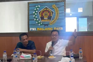 Eks Wali Kota Malang, Sutiaji di Kantor PWI Malang Raya.