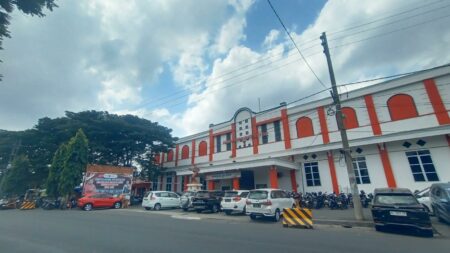 : Stadion Soperiadi Kota Blitar, Jumat (7/6/2024). (foto: Winanto/beritajatim.com)