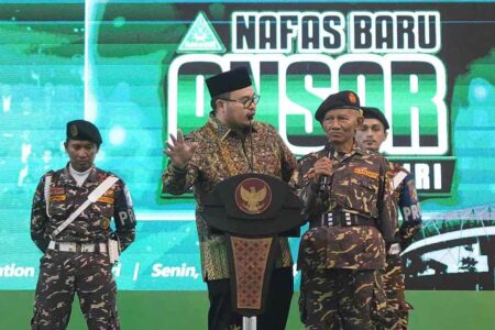 Setia Jadi Banser Hingga Usia 64 Tahun, Ahmad Sodikin dapat Kejutan dari Mas Dhito Setia Jadi Banser Hingga Usia 64 Tahun, Ahmad Sodikin dapat Kejutan dari Mas Dhito