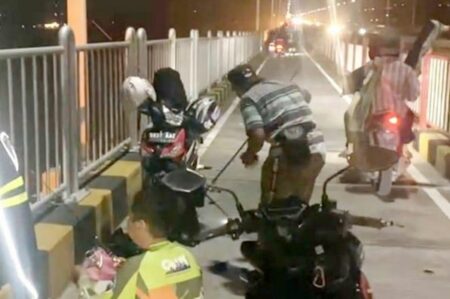 Puluhan Pemancing di Jembatan Suramadu Terjaring Razia Polisi