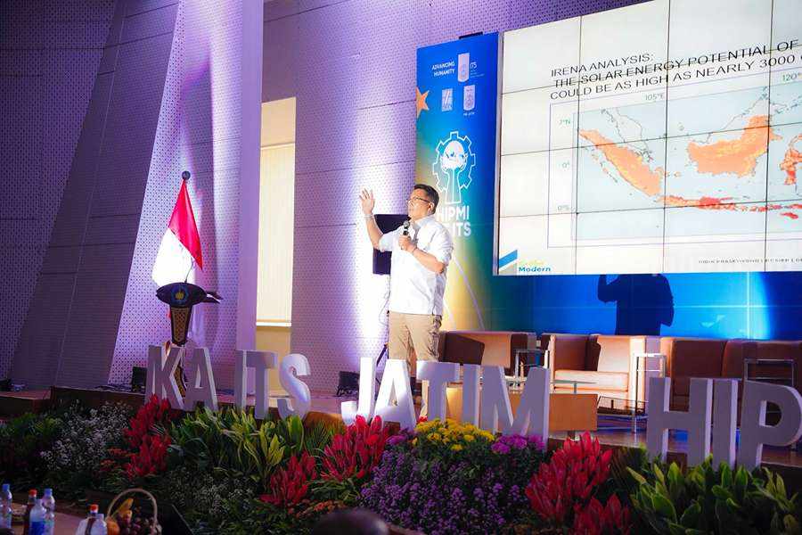 Dirut PT Surabaya Industrial Estate Rungkut (SIER), Didik Prasetiyono di ITS.