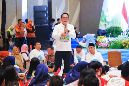 Penjabat Gubernur Jawa Timur, Adhy Karyono.