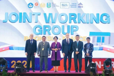 Forum JWG Indonesia-Prancis di Unesa Prioritas Wujudkan Indonesia Emas 2045 foto beritajatim