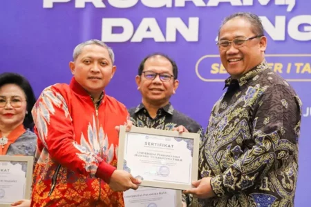 UPN Veteran Jawa Timur Borong 4 Penghargaan IKU dari Ditjen Diktiristek