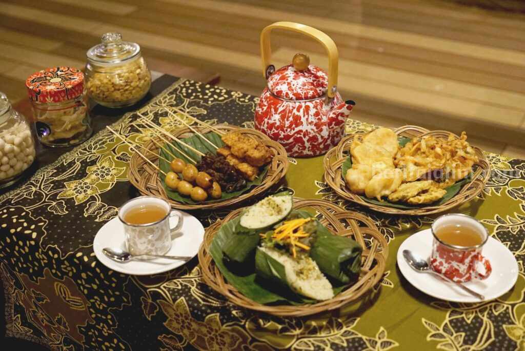 Angkringan Bintoro sebagai destinasi kuliner mewah dengan harga terjangkau
