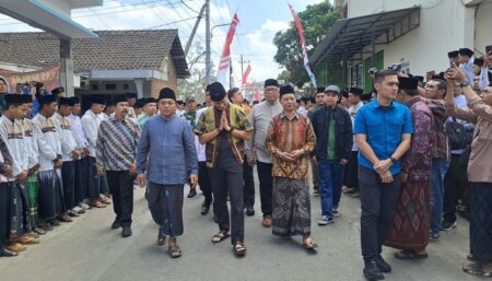 Terkesan Salawat Ishari,Menparekraf Berharap Ponpes Sunan Kalijaga Jadi Wisata Religi di Malang