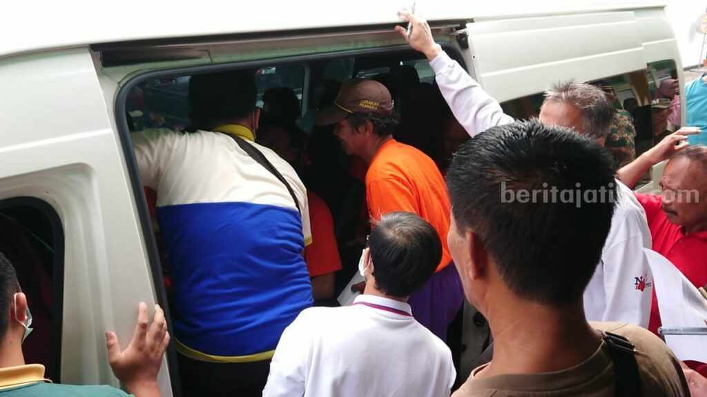 Puluhan Orang Dengan Gangguan Jiwa (ODGJ) di Kabupaten Tulungagung dirujuk ke RSJ Dr Radjiman Wediodiningrat, Lawang, Malang