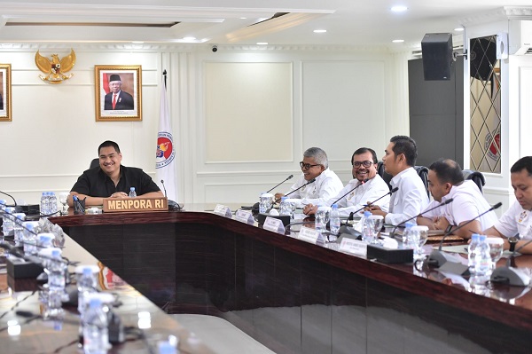 Menpora RI Dito Ariotedjo meminta PB PON 2024 Wilayah Aceh untuk berhati-hati dan memberikan yang terbaik, khususnya opening ceremony di Banda Aceh, 8 September 2024. [Foto: Kemenpora]