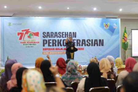 Sarasehan Perkoperasian sebagai rangkaian Peringatan HARKOPNAS ke-77 di Kota Kediri.