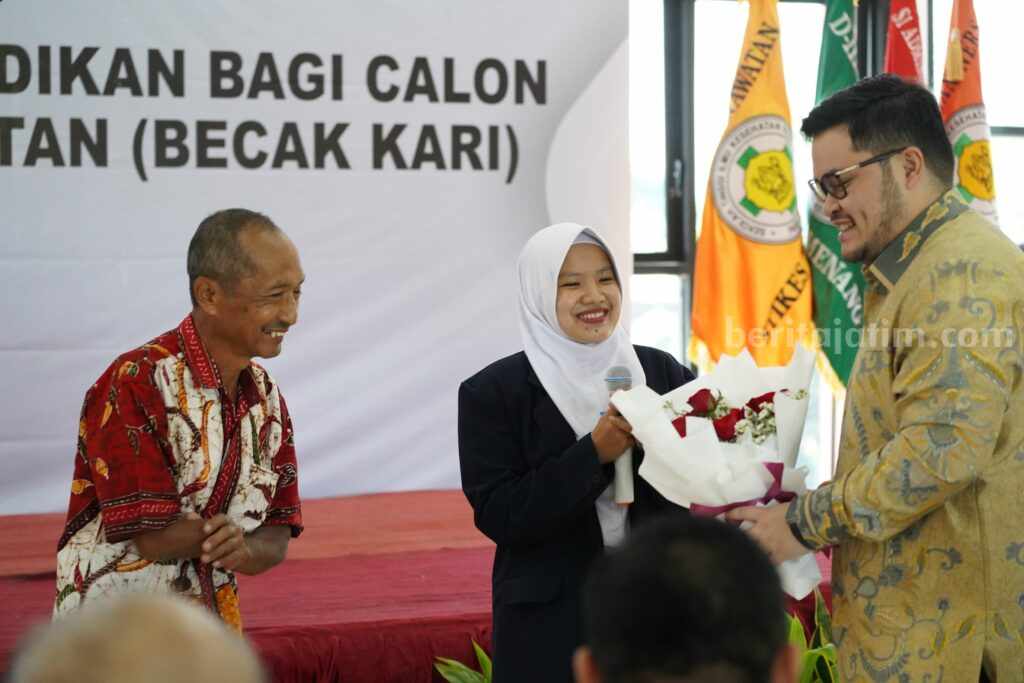 Mas Dhito.
