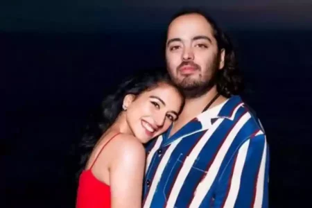 Gelar Pernikahan Hingga 9,6 Triliun, Siapa Sebenarnya Sosok Anant Ambani? Anant Ambani dan Radhika Merchant. (Instagram/@ananthambani)