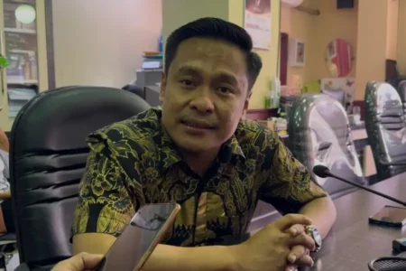 Blokir KK Surabaya Berujung Masalah, DPRD: Verifikasi Asal