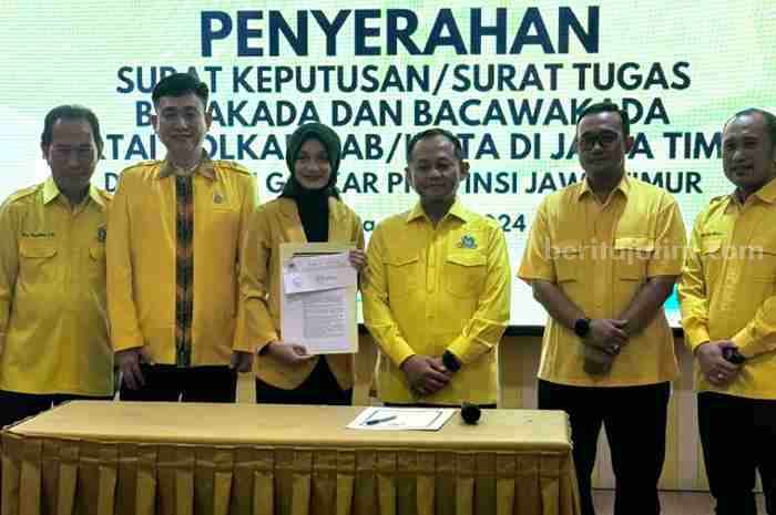 Vinanda Prameswati menerima surat instruksi sebagai Calon Wali Kota Kediri dari DPP Partai Golkar.