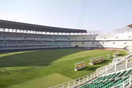 Stadion GBT Surabaya (Foto: Beritajatim.com)