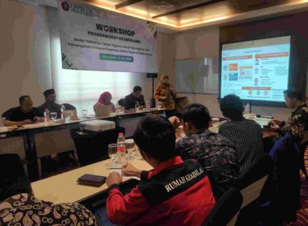 Cegah Pinjol Ilegal di Malang, Doktor Mengabdi UB Libatkan Tokoh Agama foto