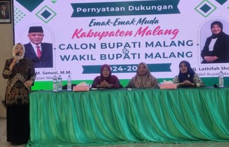Emak-emak Muda Optimistis Sanusi-Lathifah Menang di Pilbup Malang 2024 foto beritajatim