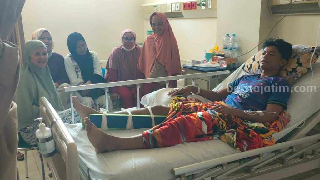 M.Ilham saat terbaring di rumah sakit sebelum menjalani operasi