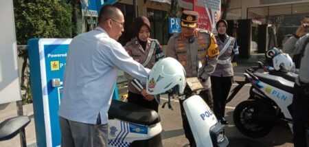 Polresta Malang Kota Launching SPKLU Untuk Sepeda Listrik