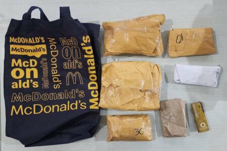 Transaksi Ganja Berbungkus Tas McD, Polisi Bekuk Bandar Wonokromo