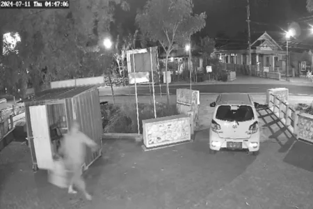 Aksi Pencurian Sealer Cup di Ponorogo Terekam CCTV