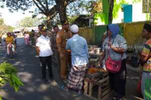 Satpol-PP Pamekasan Tertibkan Kawasan Pasar Kolpajung