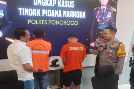 Polres Ponorogo Sita Sabu 55 Gram dari Dua Tersangka Narkoba