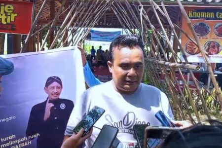 Kang Huda, Calon Baru di Pilkada Bojonegoro dari Relawan Prabowo-Gibran Presidium Aliansi Relawan Prabowo Gibran Jawa Timur, Aven Januar Usai Deklarasi Dukungan Achmad Muhatarul Huda sebagai bakal calon Bupati Bojonegoro dalam Pilkada 2024.