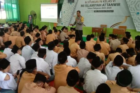 Operasi Patuh Semeru Polsek Sumberrejo Sasar Sekolah saat MPLS foto beritajatim