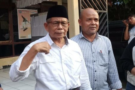 Giliran PPP, Turut Usung Bacalon Setyo Wahono-Nurul Azizah di Pilkada Bojonegoro 2024 Ketua DPC PPP Bojonegoro Sunaryo Abumain.
