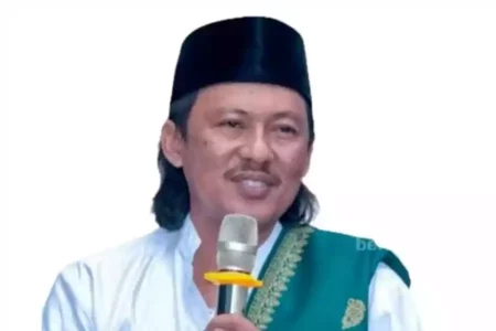 Sembilan Program Khidmah Cicit Pendiri NU, KH Makky Nasir Calon Ketua PWNU Jatim KH Makky Nasir