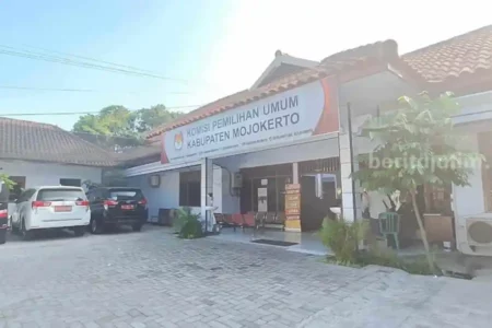 Kelar, 50 Calon Anggota DPRD Kabupaten Mojokerto Terpilih Serahkan LHKPN foto beritajatim