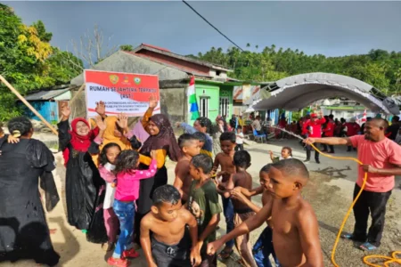 Krisis Air Bersih di Kei Besar, Mensos Risma Hadirkan Instalasi Pengolahan Air Bersih