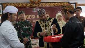 Penyerahan Pusaka Keraton Sumenep ke Bupati, Ini Prosesinya