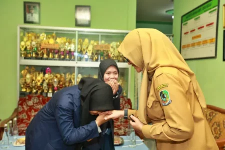 Ribuan Mahasiswa Lulus Lewat Beasiswa Banyuwangi Cerdas, Siapa Yang dapat?