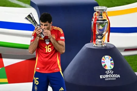 Rodri gelandang Spanyol terpilih sebagai pemain terbaik dalam penyelenggaraan Euro 2024 di Jerman. Foto: UEFA
