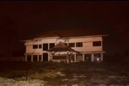 Rumah Horor Jember