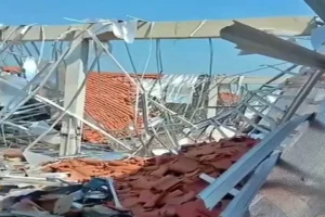 Terhempas Angin, Atap Proyek Gedung Taruna Nusantara Malang Ambruk